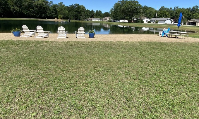 Coldwater House | Lake House Weekly Rental, 3 Bedroom, 2 Bath, On Long Lake, Coldwater Chain