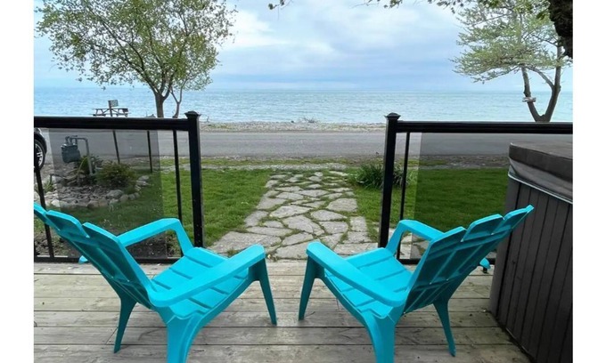 Lowbanks House | Lake House with Hot Tub and Your Own Private Beach