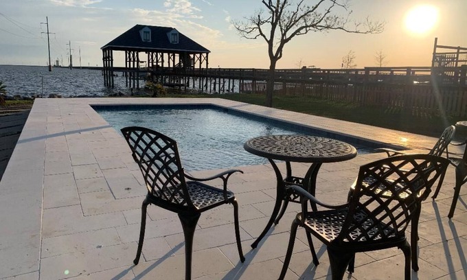 Slidell House | LAKE House with Private Heated Pool, Great for Family Gatherings. Best View!