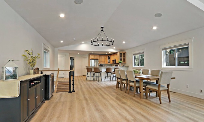 Lauderdale Lakes House | Lake House With Year Round Views