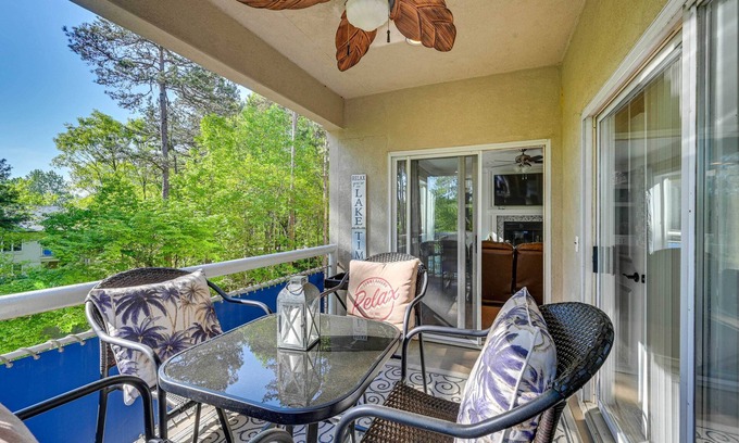 Salem Condo | Lake Keowee Condo w/Balcony & Resort Amenities!
