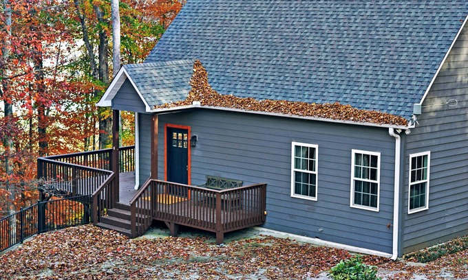 West Union House | Lake Keowee Escape - stunning 3-level home near Clemson