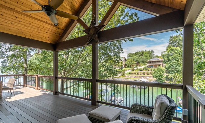 Seneca House | Lake Keowee Retreat! Swim, Boat, Kayak & Relax on Dock Just Steps from the Water