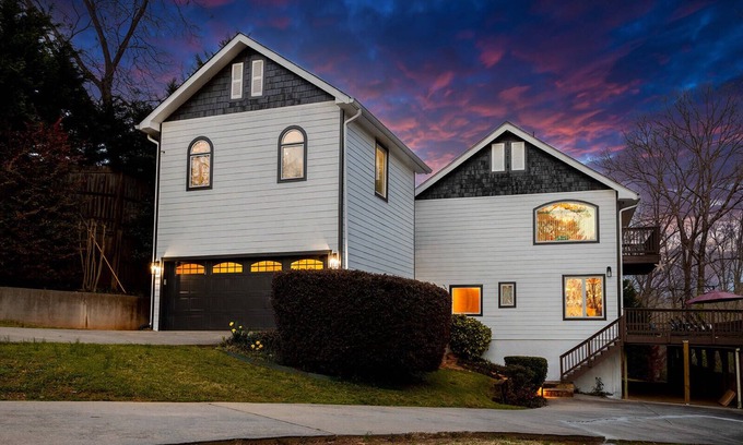 Flowery Branch House | Lake Lanier Holiday