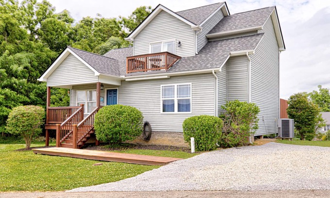 Taylorsville Cottage | Lake Livin' & Bourbon Sippin' - Taylorsville Lake