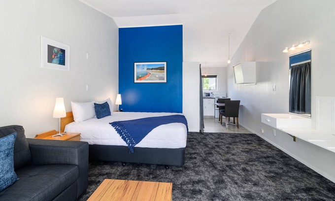 Ohinemutu Hotel | Lake Lodge Motel