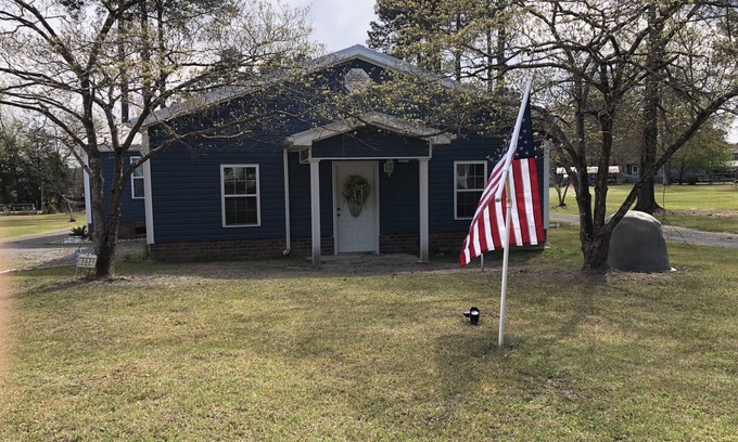 Manning House | LAKE MARION LAKE FRONT VACATION RENTAL