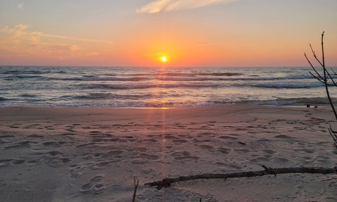 Fruitland Township House | Lake Michigan Beach Time - Private Beach on Lake Michigan