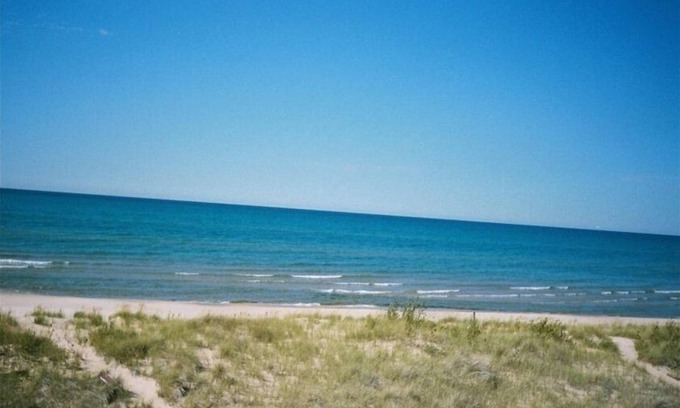 Pentwater Cottage | Lake Michigan Lake Front with Private Beach