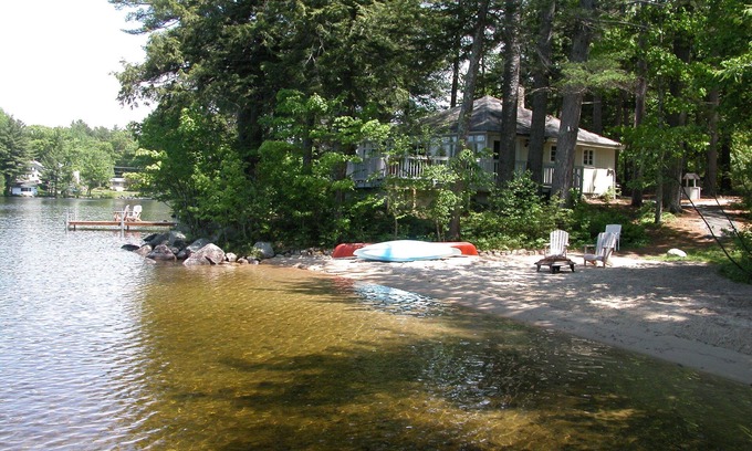 Bridgton Cottage | Lake/Mountain View-Highland Lake Waterfront 3 Bedroom Cottage