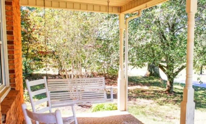 Catawba House | Lake Norman Getaway | 4 Beds