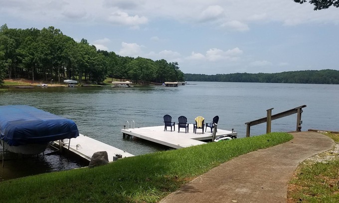 Lake Oconee House | Lake Oconee - Lake Front Home