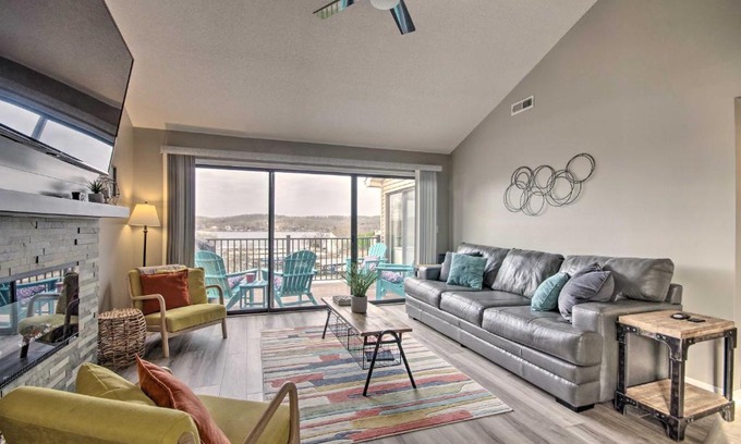 Lake Ozark Apartment | Lake Ozark Getaway with Seasonal Pool and Deck!
