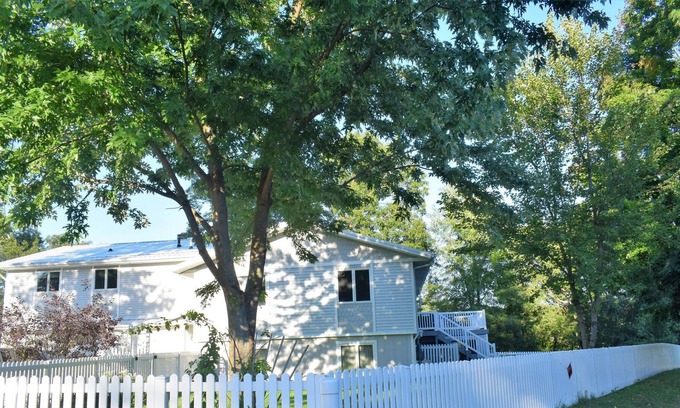 Wolf Lake Apartment | Lake Rental in quiet residential area only minutes away from Muskegon/Lake MI