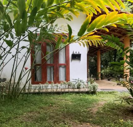 Habaraduwa Apartment | Lake Road Villa