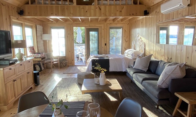 Muskoka Lakes Cabin | Lake Rosseau Island Cabin on the Water - BOAT ACCESS only!