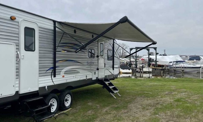 New Baltimore House | Lake St Clair Waterfront