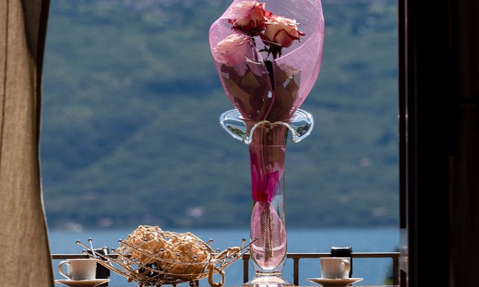 Gargnano Apartment | Lake view apartment in Gargnano, very close to Lake Garda