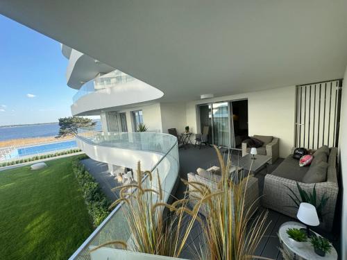 Trzebiatow Apartment | Lake View Sea Apartment Rogowo Pearl