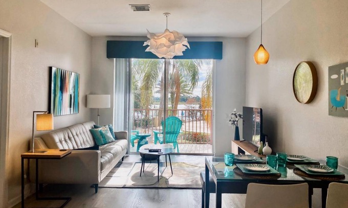 Florida Central Atlantic Coast Apartment | Lake View Treasure in Orlando