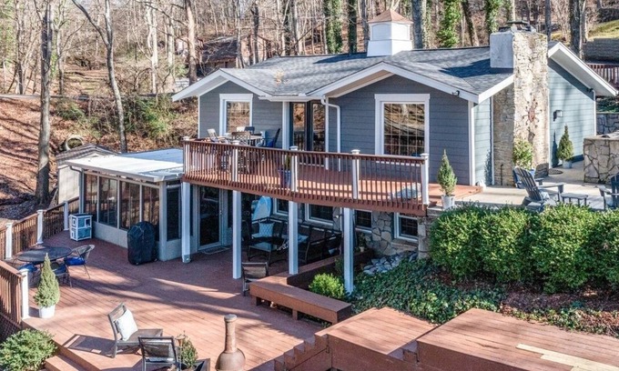 Mount Juliet House | Lake views from 2 balconies: All new furniture, kayaks, paddleboard