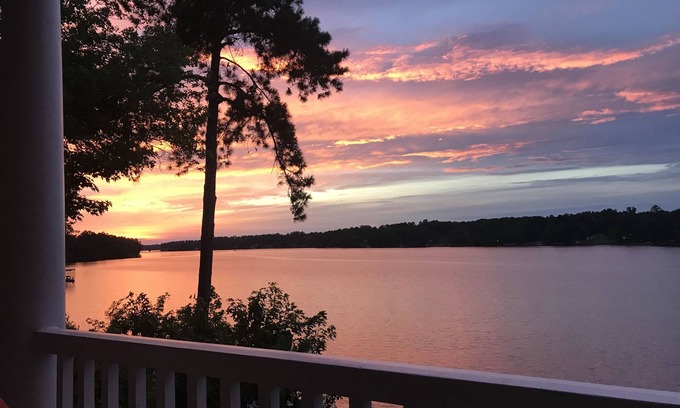 Gold Nugget Point House | Lakefront, 7 Bedroom Home on Lake Murray!
