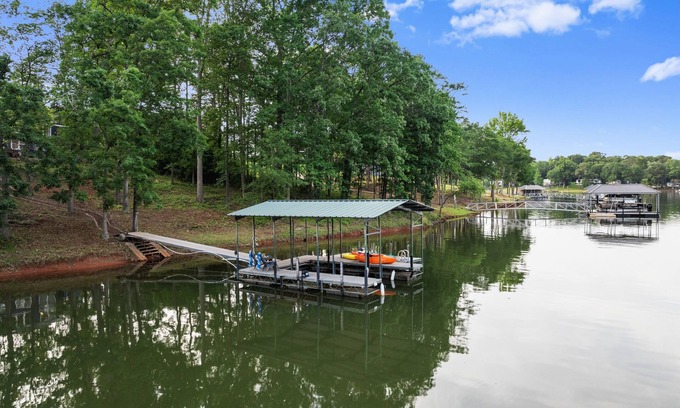 Townville House | Lakefront Bungalow/Deep Water/Boat Dock/Clemson