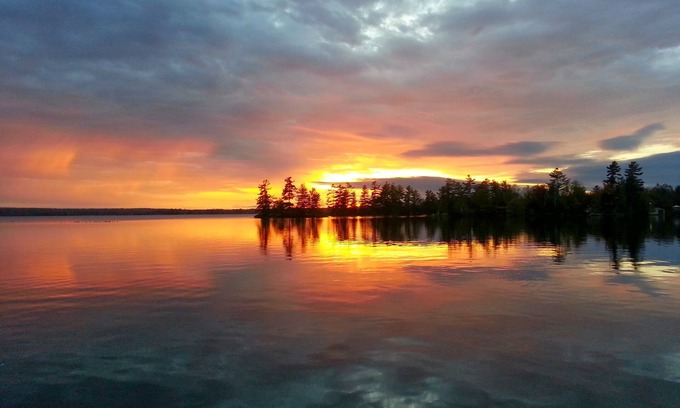 Havelock-Belmont-Methuen Cabin | Lakefront Cabin w pristine shoreline, private dock & fire pit