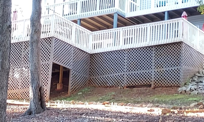Fair Play House | Lakefront/cove Safe Neighborhood Lg decks Waterfall 100 yds away & Internet