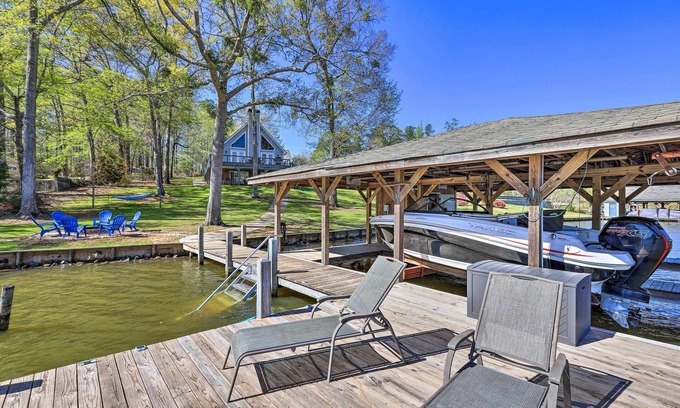 Eatonton House | Lakefront Eatonton Home: Boat Dock + Fire Pit