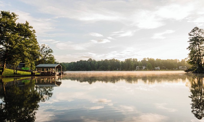 Oconee County Apartment | Lakefront Garden Level Oasis with Large Dock, Pet-Friendly!