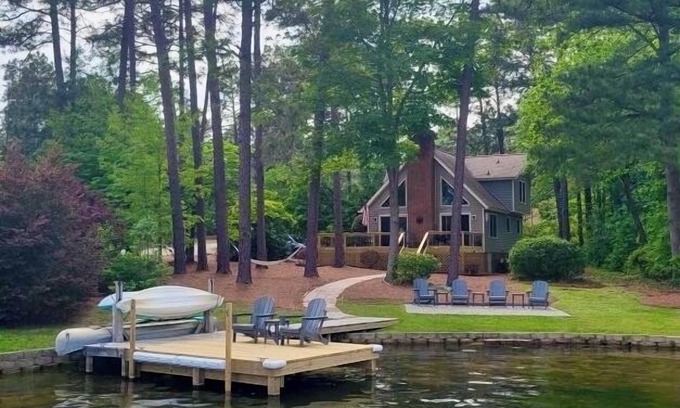 Seven Lakes House | Lakefront home in a Gated Community, 10 miles from Pinehurst Village