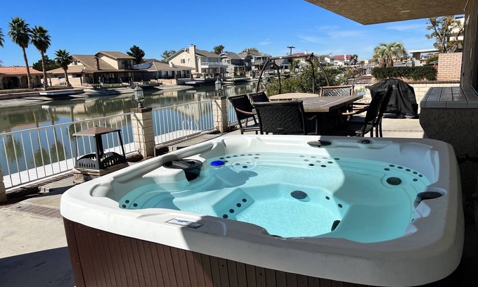 Victorville House | LAKEFRONT HOME- Spring Valley Lake - Hot Tub, Pool Table!