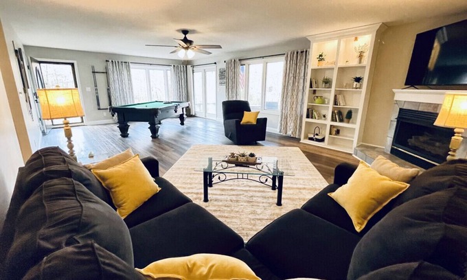 Gilbertsville House | Lakefront Home w/Beautiful View of KY Lake