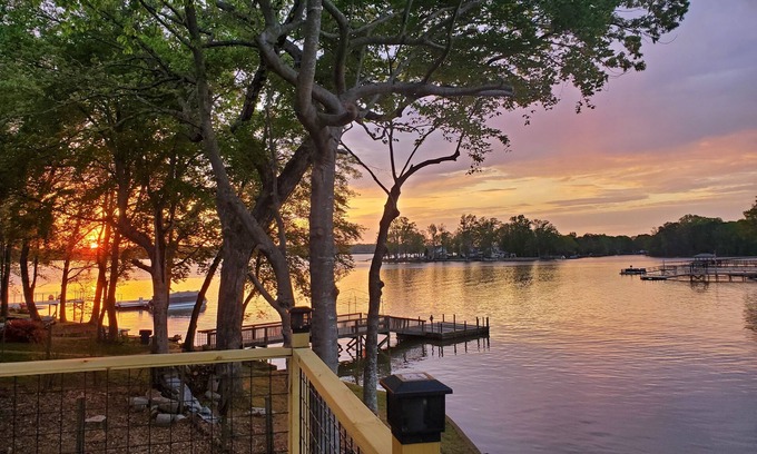 Southmont House | Lakefront Home with Saltwater Pool, Hot Tub, Firepit, Kayaks. Pet Friendly