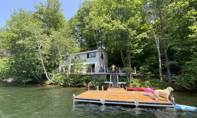 Ludlow House | Lakefront House 1 Mile from Okemo! Hot Tub, Now Renting for Feb Break Week!