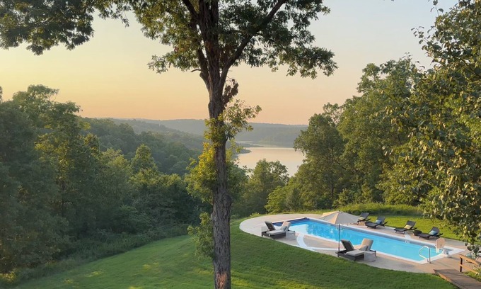 Mountain Home House | Lakefront House Sleeps 18 Heated Pool Frisbee Golf 7 mins to Marina