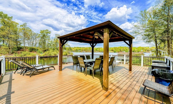 Mineral House | Lakefront Lake Anna Views, Boat Dock, Firepit, Deck