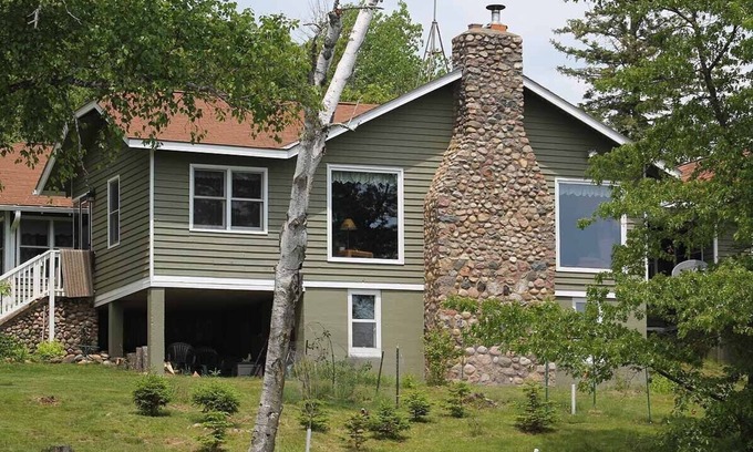 Eagle River House | Lakefront Large Lodge in quiet bay~ Pontoon Rental Available