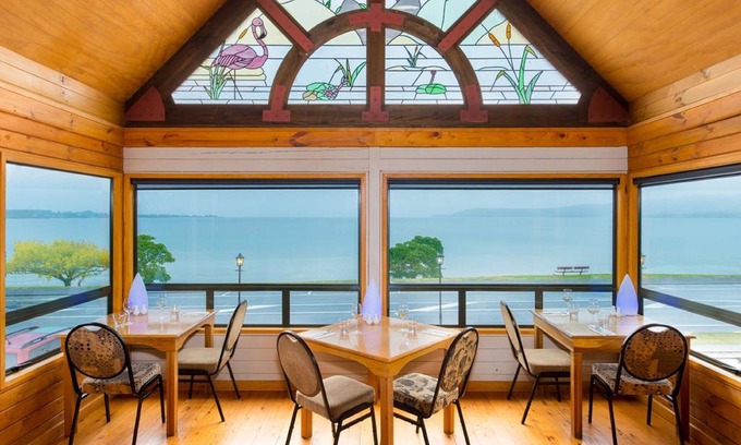 Taupo Hotel | Lakefront Lodge Taupo