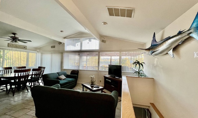 Oak Shores House | Lakefront Nacimiento home close to West Ramp, Internet, Dish, Pet Friendly too