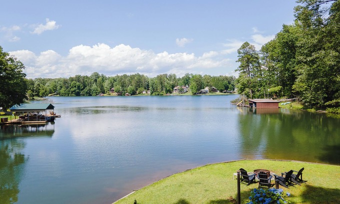 Oconee County Apartment | Lakefront Oasis with Large Dock, Pet Friendly and near Clemson Univ!
