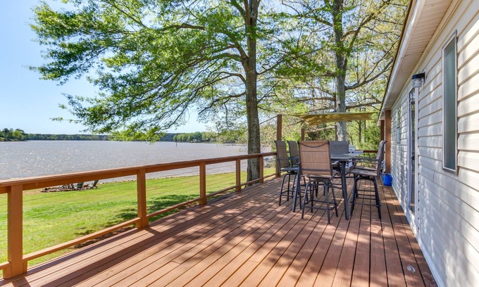Prosperity House | Lakefront Prosperity Home w/Private Boat Dock