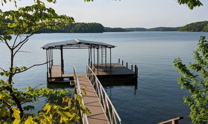 Townville House | Lakefront Retreat - family friendly with easy access to I-85!