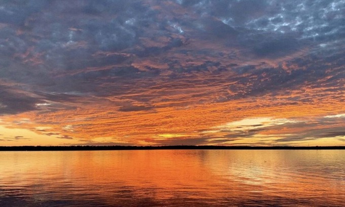 Summerton House | Lakefront Retreat on Lake Marion