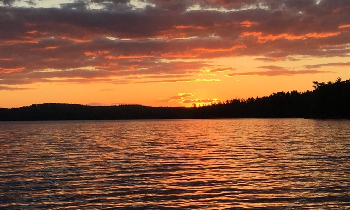 Raymond House | Lakefront, sunsets, serenity in charming home on Panther Pond