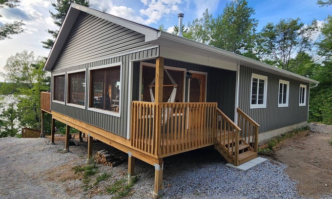 North Frontenac Cottage | Lakefront, treetop, cottage. Immerse yourself in a panorama of nature.