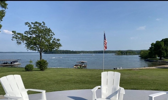 Gilbertsville House | Lakefront with gentle slope to waters edge with pebble beach.
