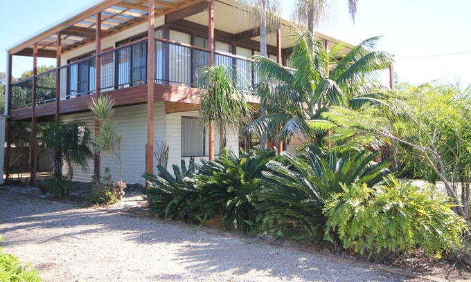Lake Cathie House | Lakehouse on Oxley - lake, ocean, playground across road