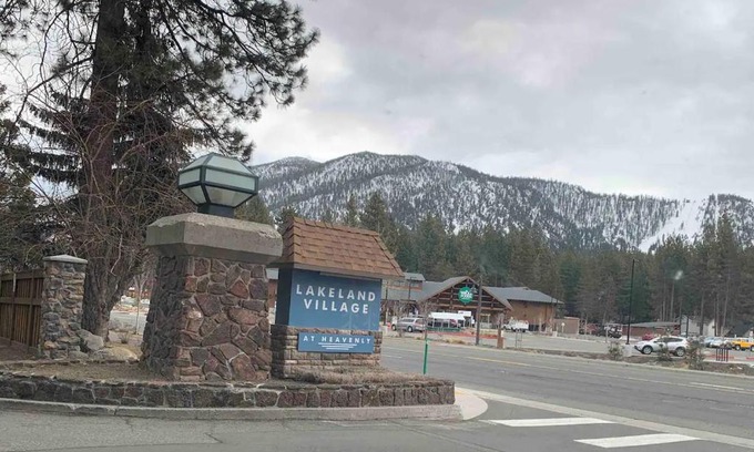 South Lake Tahoe Apartment | Lakeland Village - Lake Tahoe